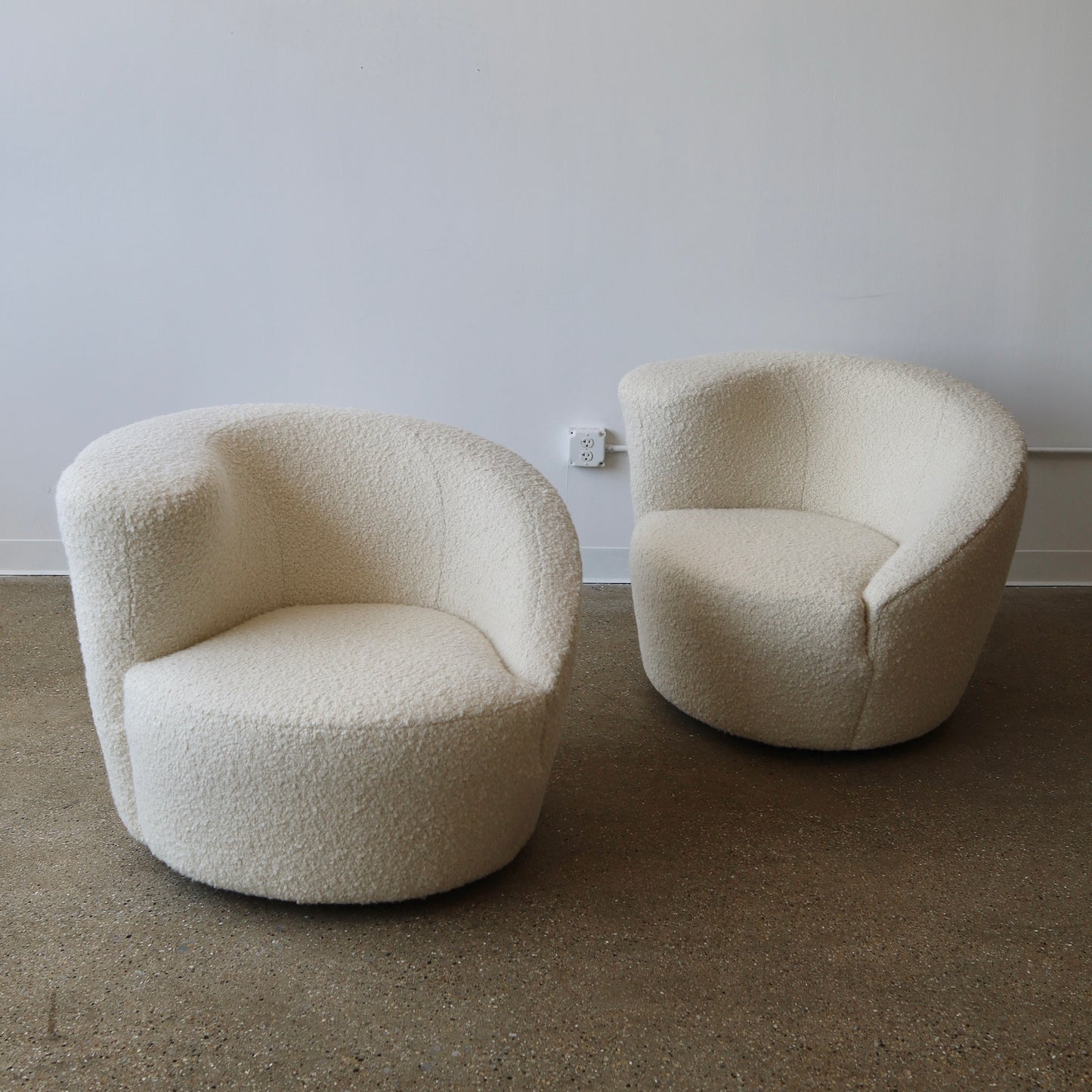 Vladimir Kagan “Nautilus” Chairs, a pair