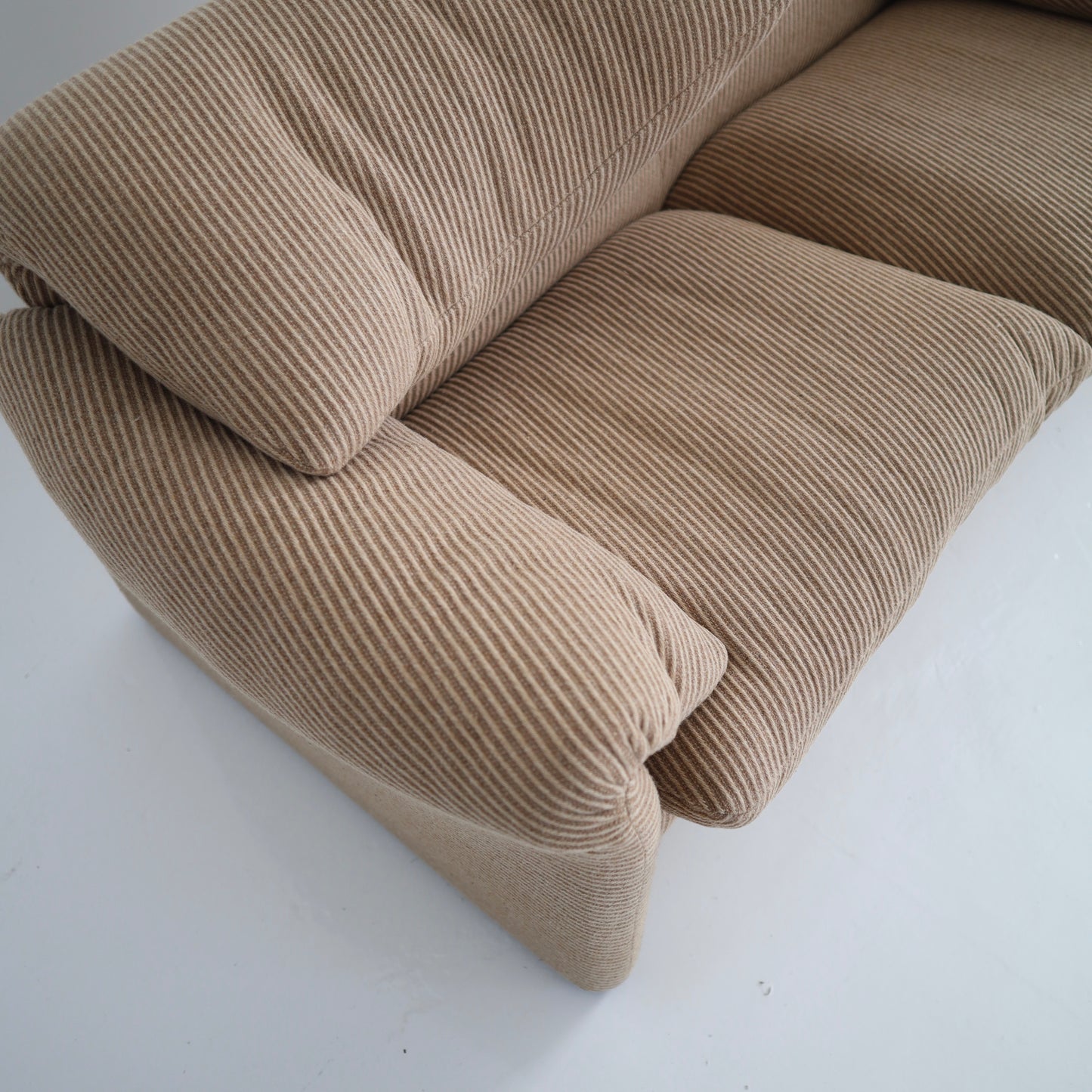 Vico Magistretti “Maralunga” Loveseat