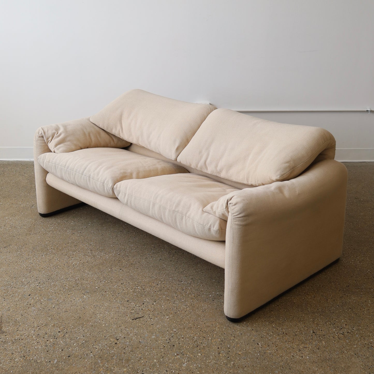 Vico Magistretti “Maralunga” Loveseat