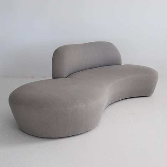 Vladimir Kagan “Zoe” Sofa