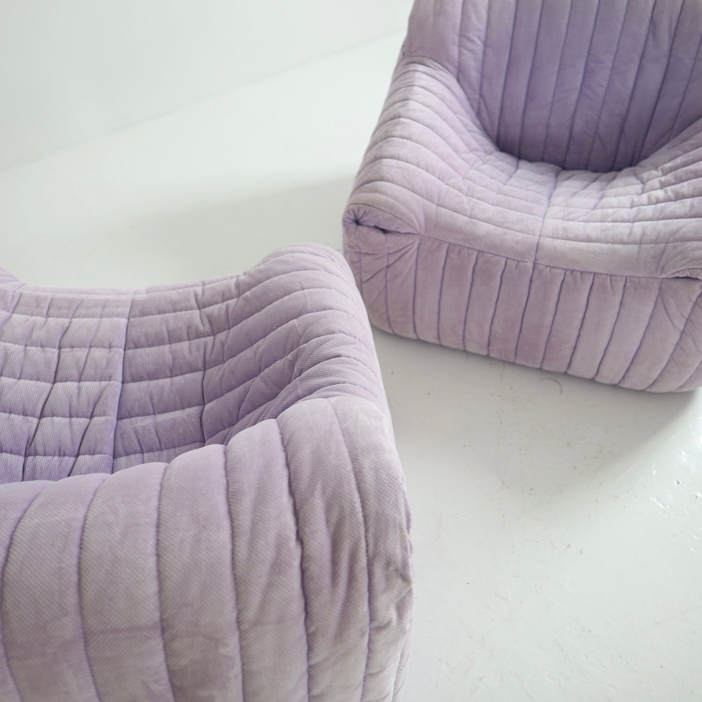 Annie Hieronimus “Sandra” Chairs, a pair