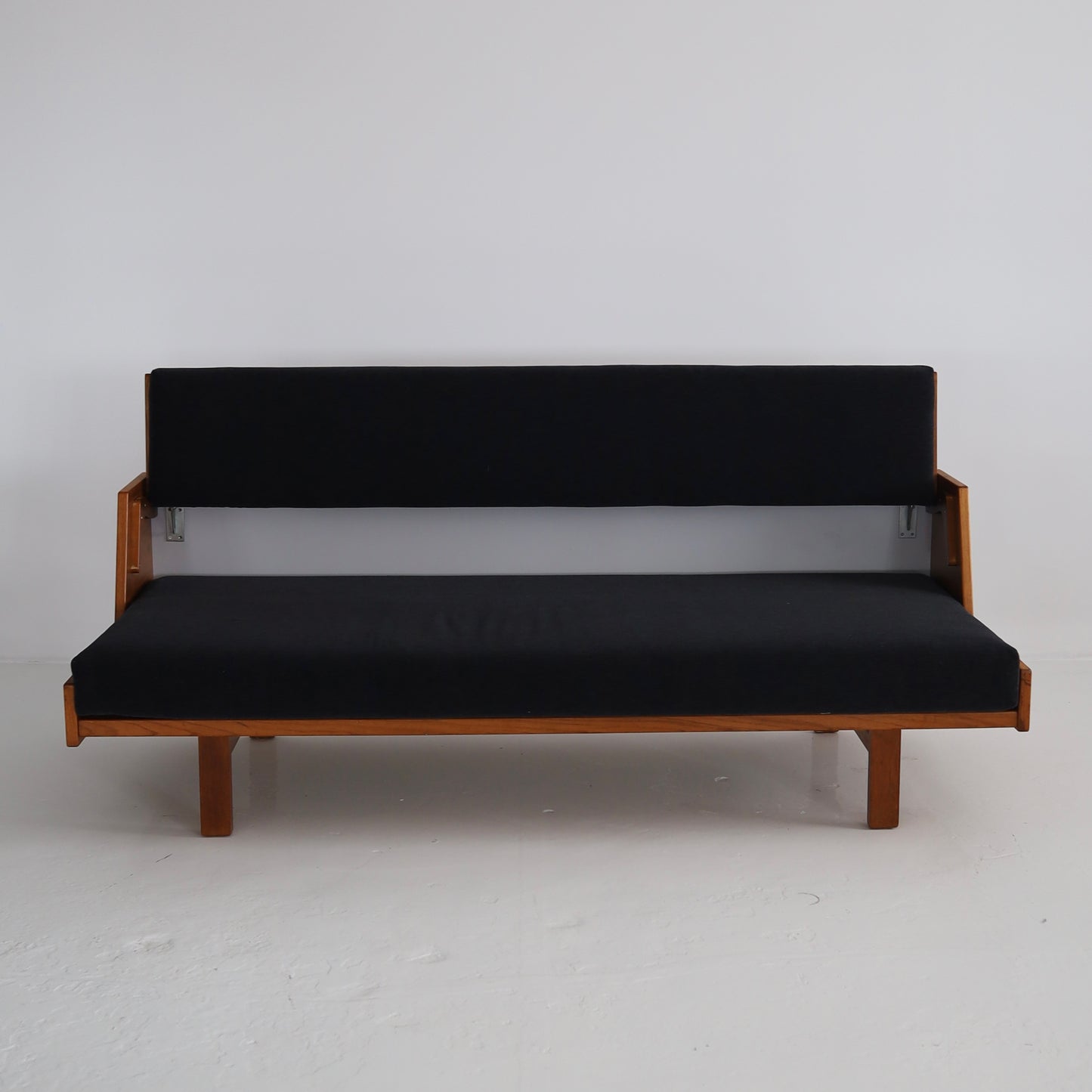 Hans Wegner Ge-258 Daybed