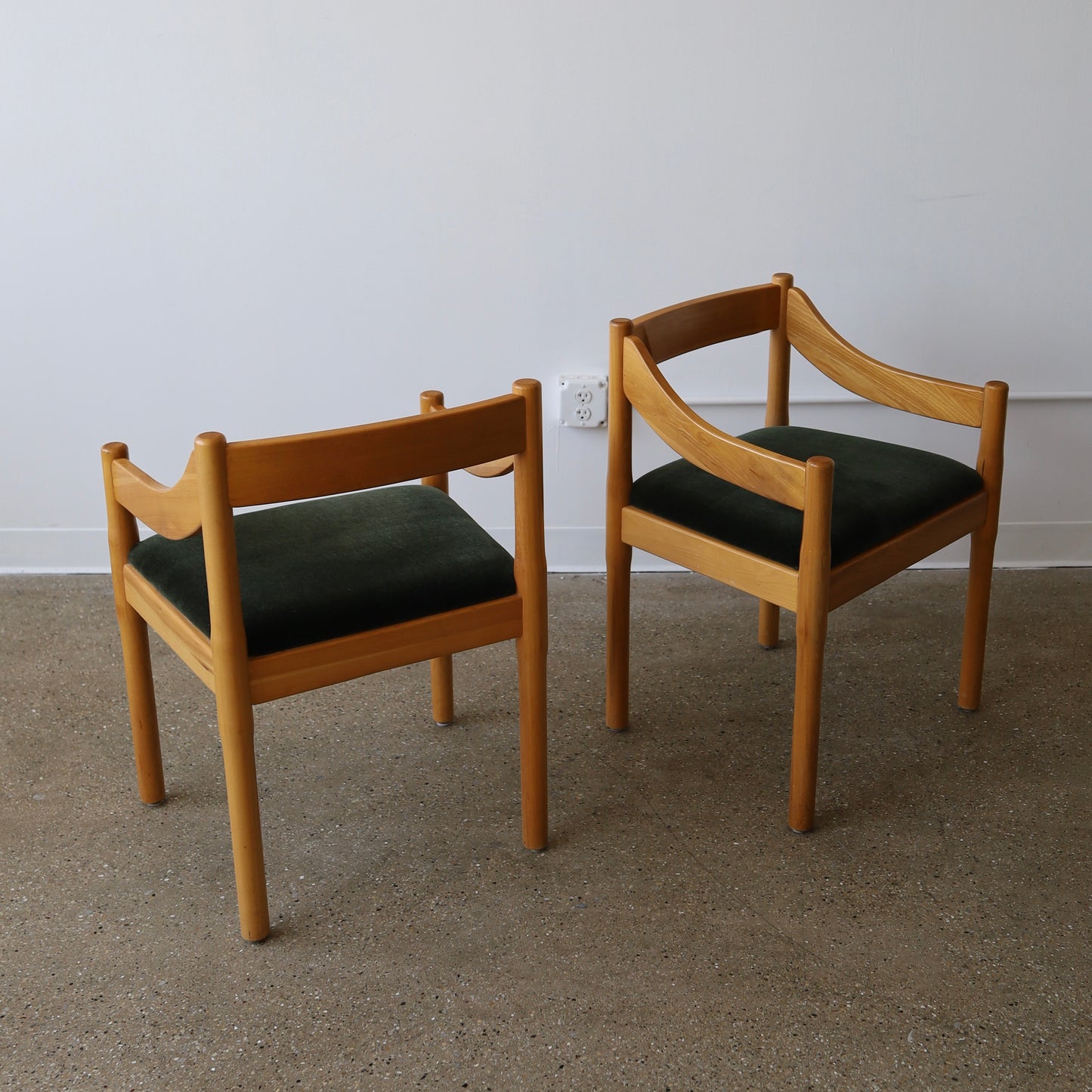 Vico Magistretti “Carimate” Dining Chairs, a pair