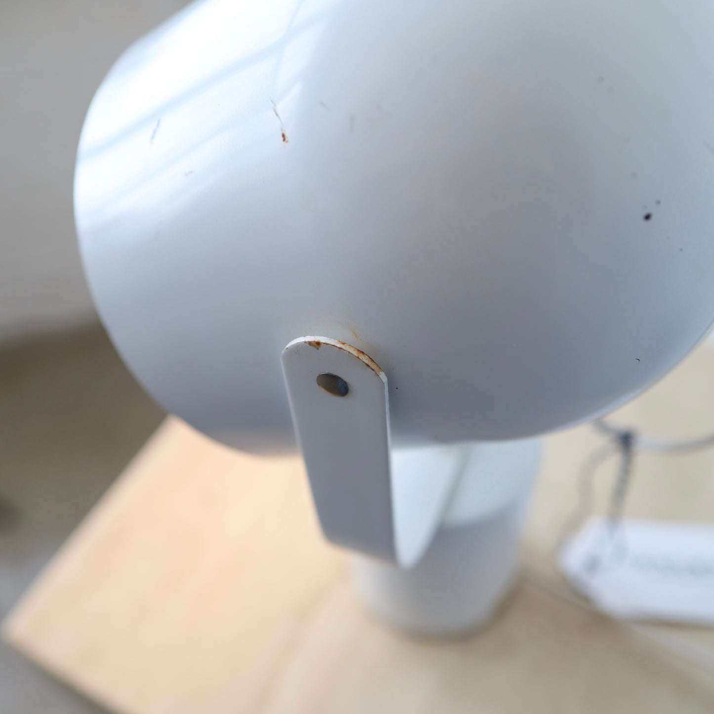 Eyeball Lamp