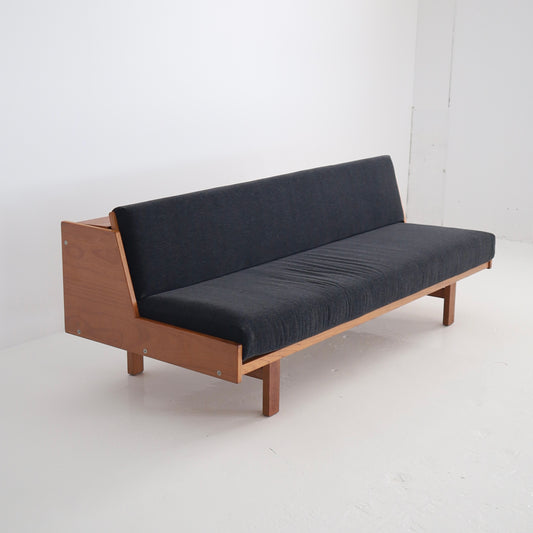 Hans Wegner Ge-258 Daybed