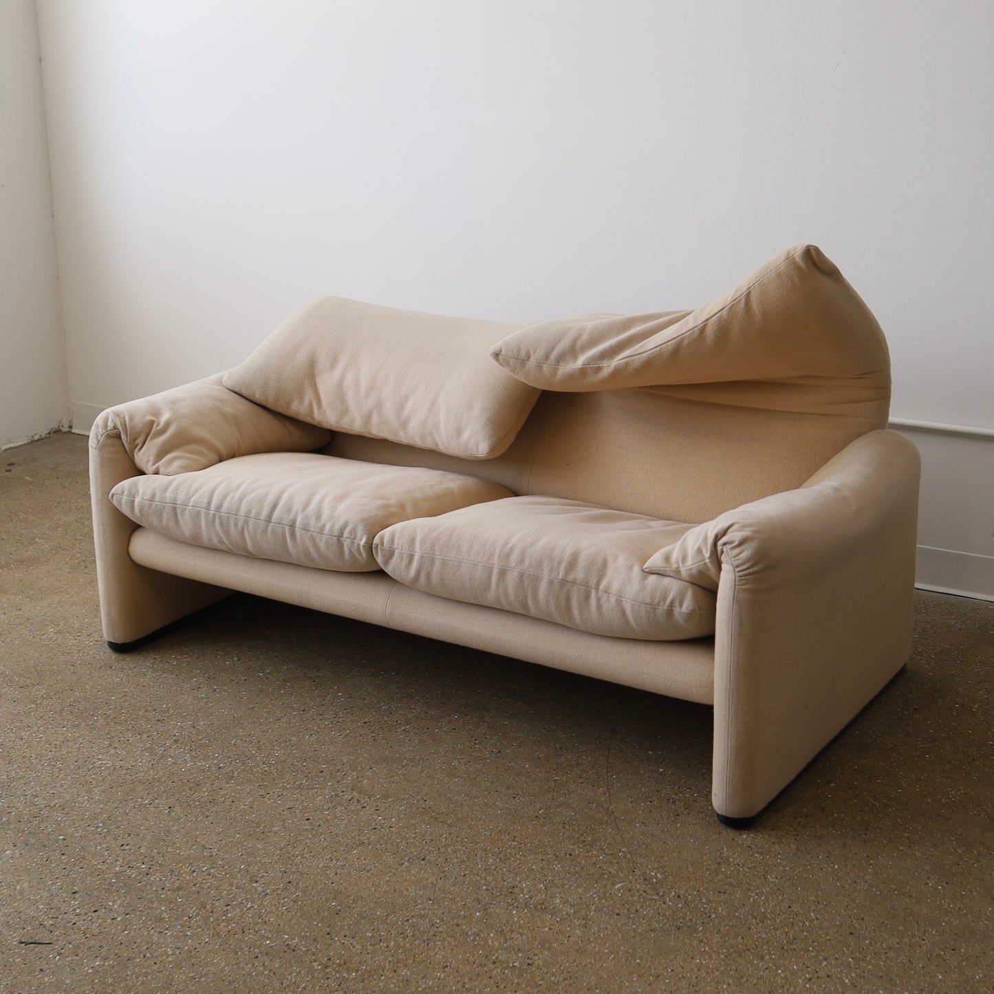 Vico Magistretti “Maralunga” Loveseat