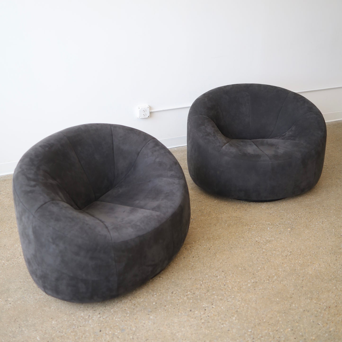Pierre Paulin “Pumpkin” Chairs, a pair