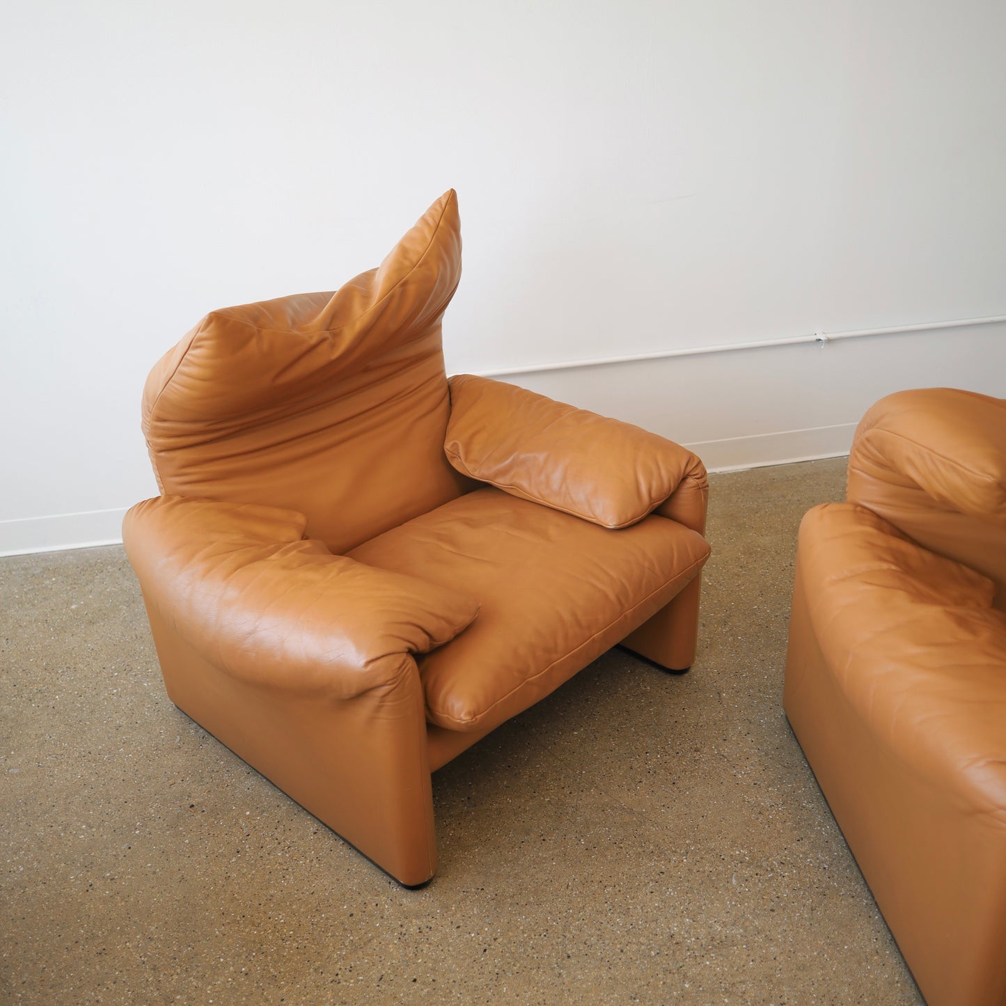Maralunga Lounge Chairs, a pair