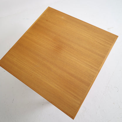 Hans Wegner GE-378 Coffee Table