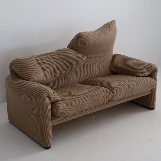 Vico Magistretti “Maralunga” Loveseat