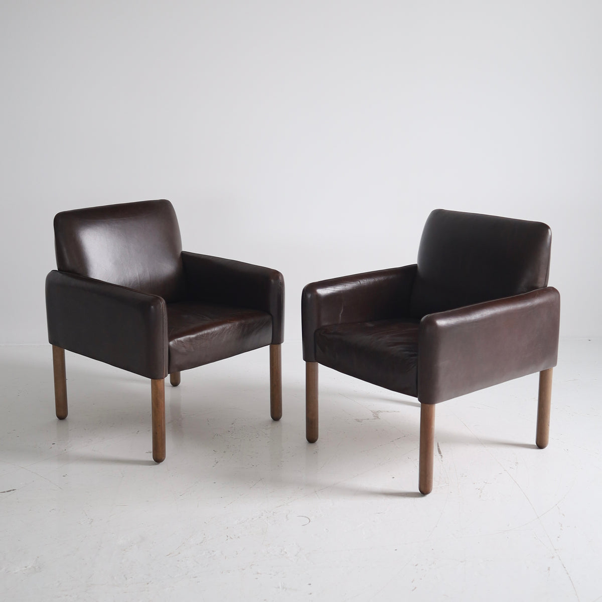 Rare Vico Magistretti “Model 896” Chairs, a pair