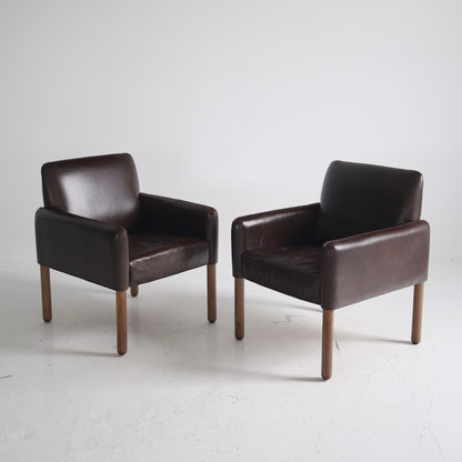 Rare Vico Magistretti “Model 896” Chairs, a pair