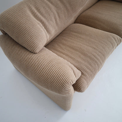 Vico Magistretti “Maralunga” Loveseat