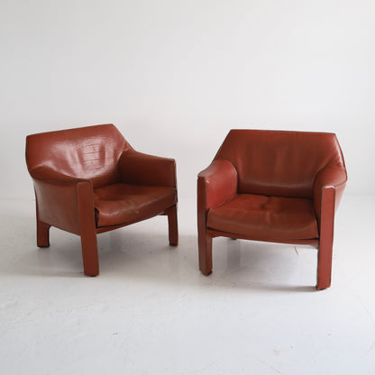 Mario Bellini 415 Cab Lounge Chairs, a pair