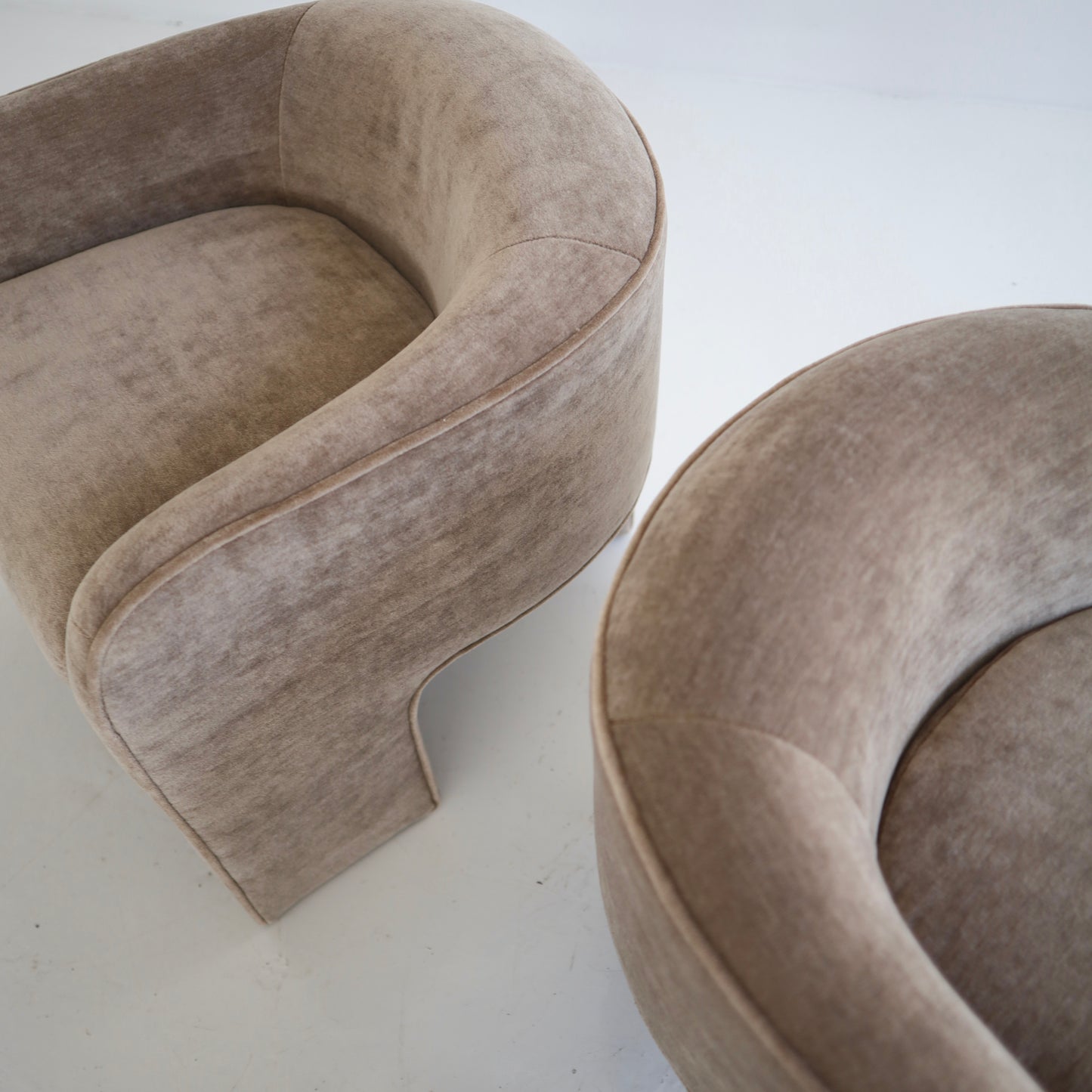 Vladimir Kagan Tri-Leg Chairs, a pair