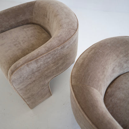 Vladimir Kagan Tri-Leg Chairs, a pair