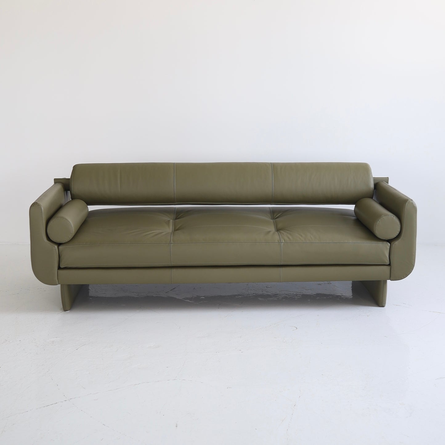 Vladimir Kagan “Matinee” Sofa