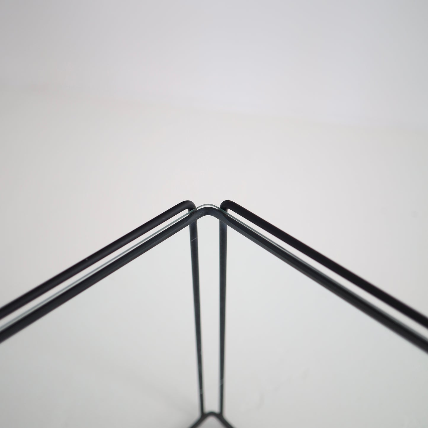 Max Sauze Isocele Table