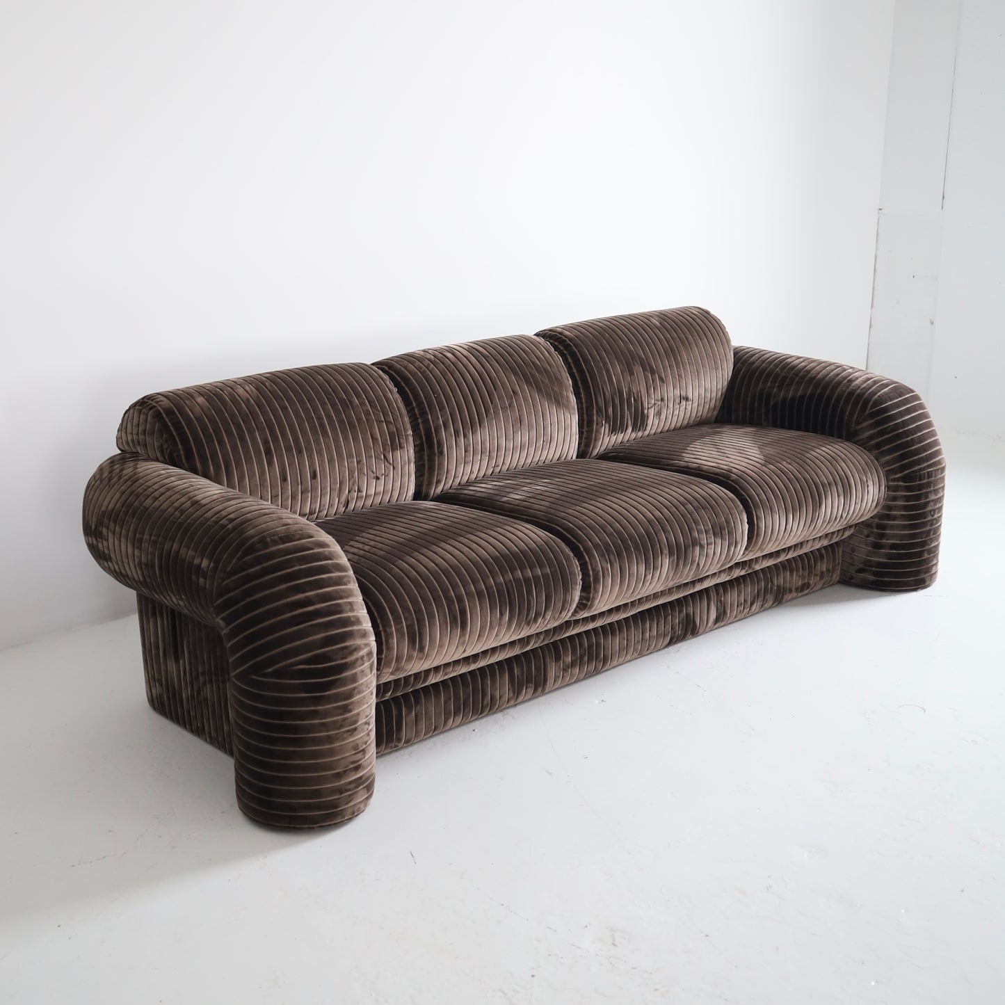 Vladimir Kagan Sofa for Preview
