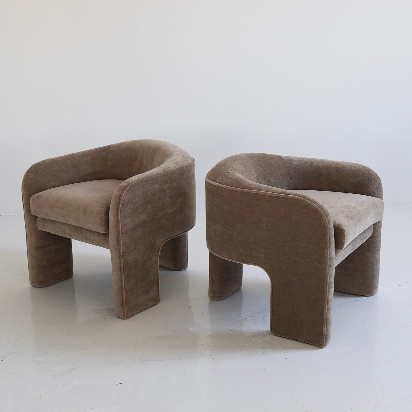 Vladimir Kagan Tri-Leg Chairs, a pair