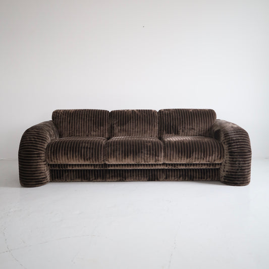 Vladimir Kagan Sofa for Preview
