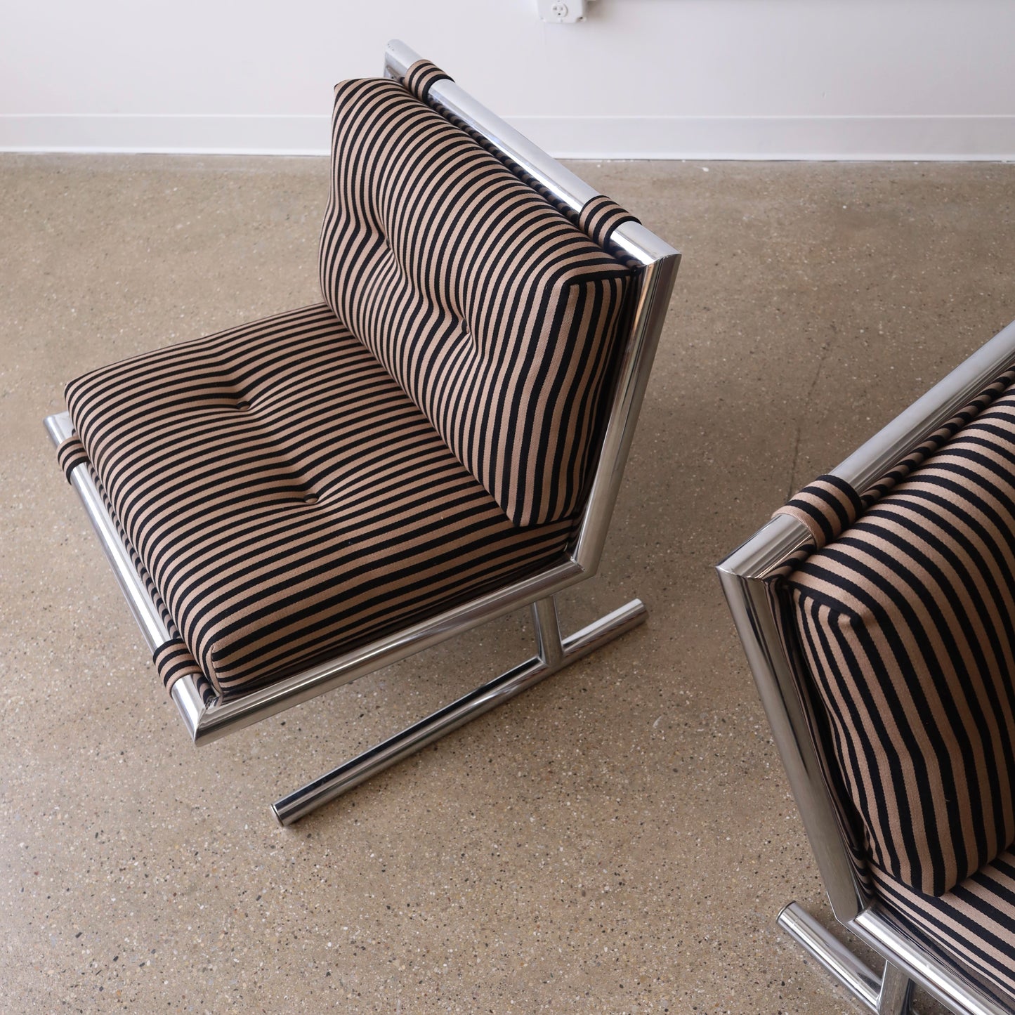 Arthur Umanoff Lounge Chairs for Directional, a pair of