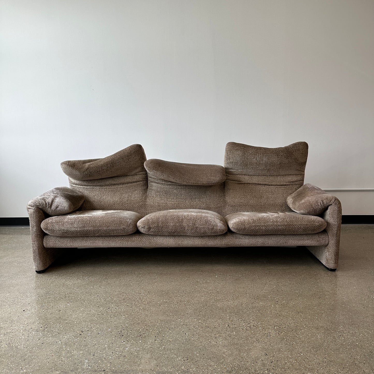 Vico Magistretti “Maralunga” Sofa