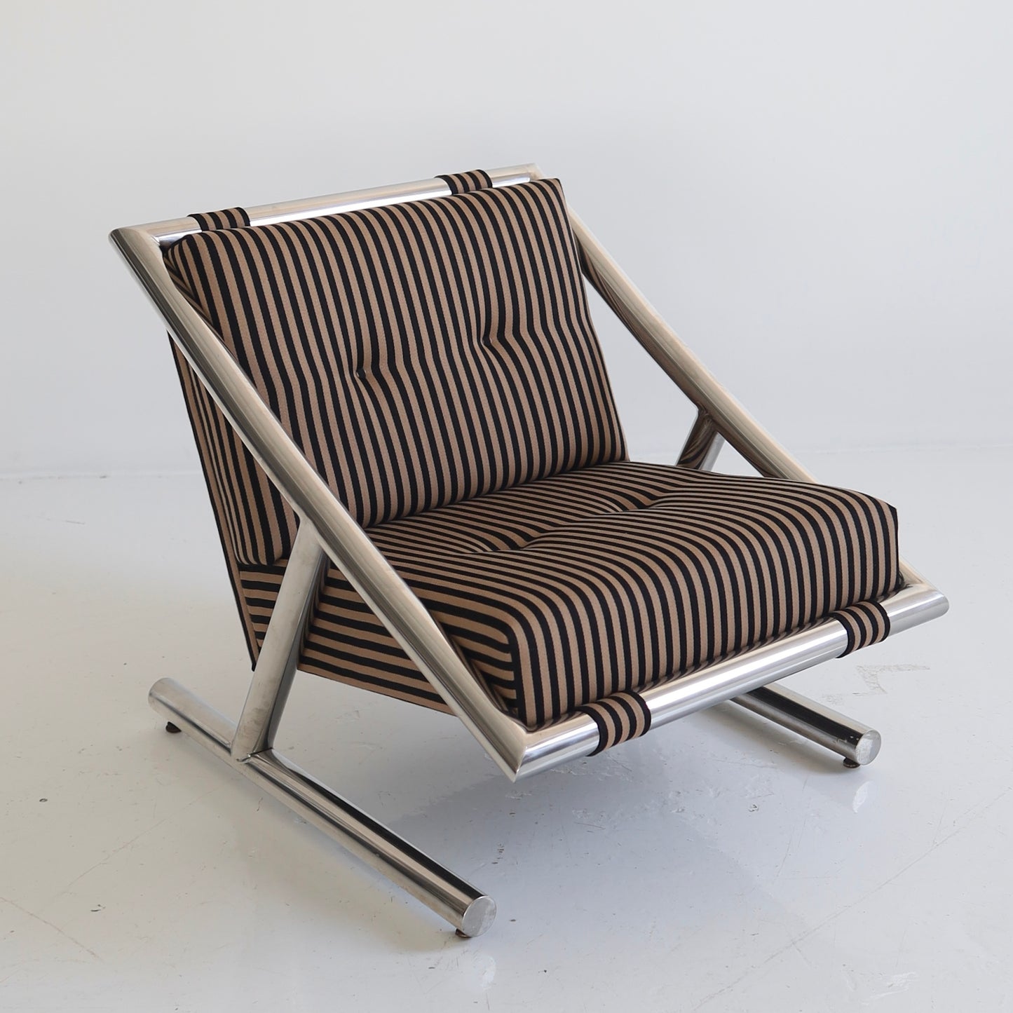 Plato Ginello Lounge Chair