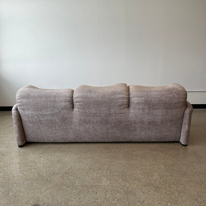 Vico Magistretti “Maralunga” Sofa
