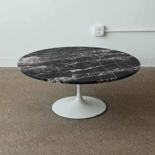 Eero Saarinen Coffee Table