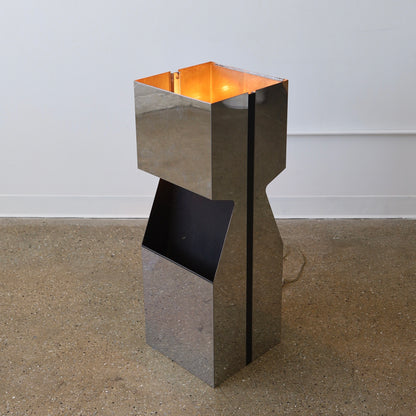Neal Small Lamp / Magazine Rack