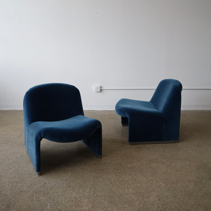 Alky Chairs by Giancarlo Piretti, a pair