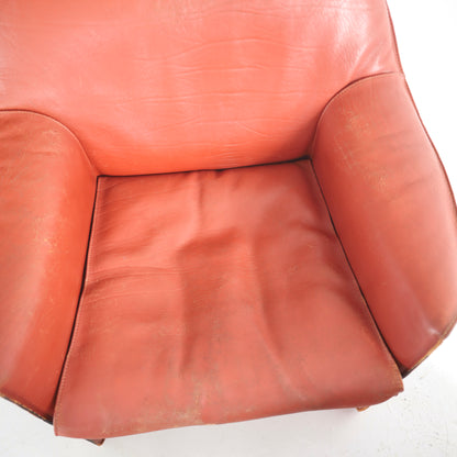 Mario Bellini 415 Cab Lounge Chairs, a pair