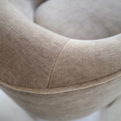 Vladimir Kagan Tri-Leg Chairs, a pair