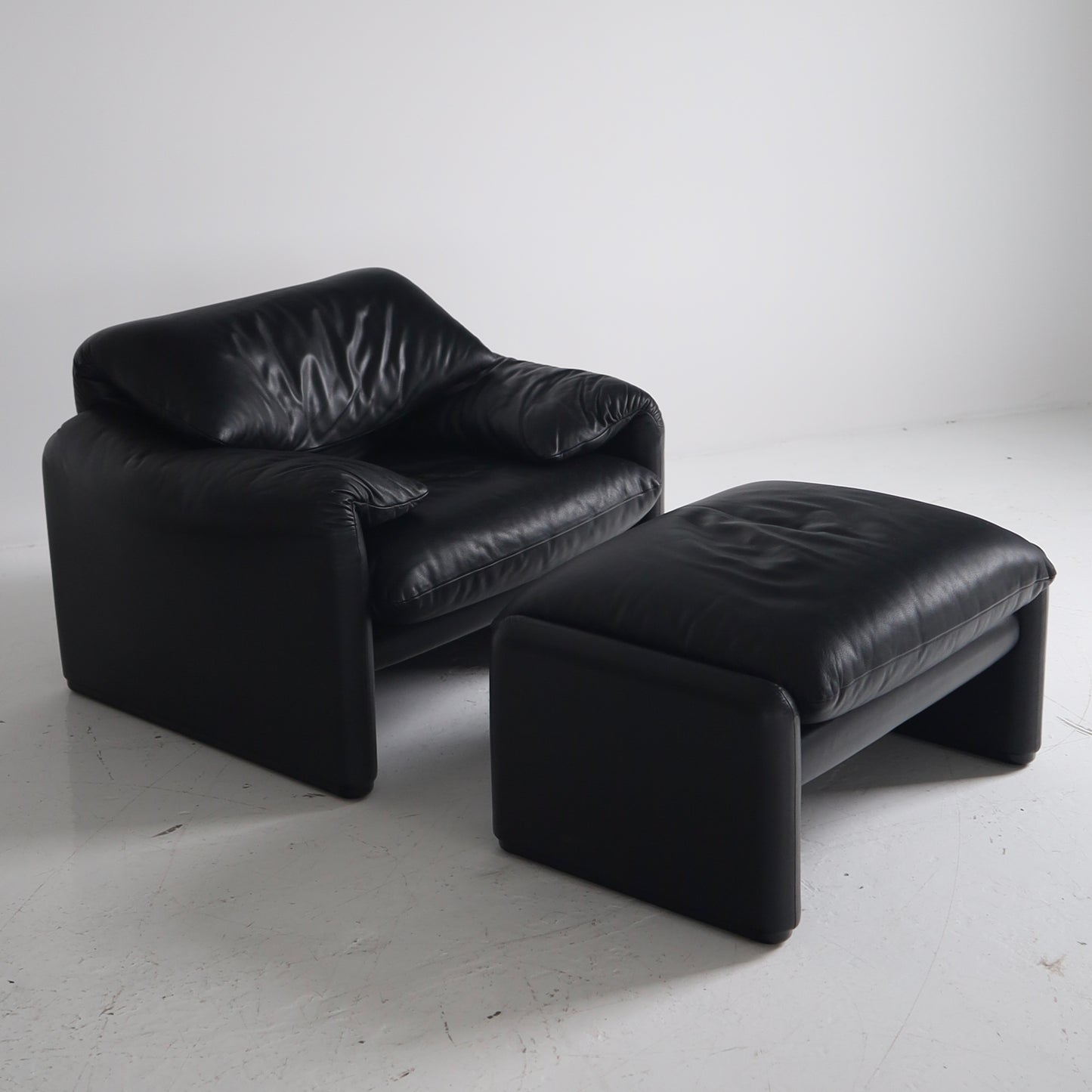 Vico Magistretti “Maralunga” Armchair + Ottoman