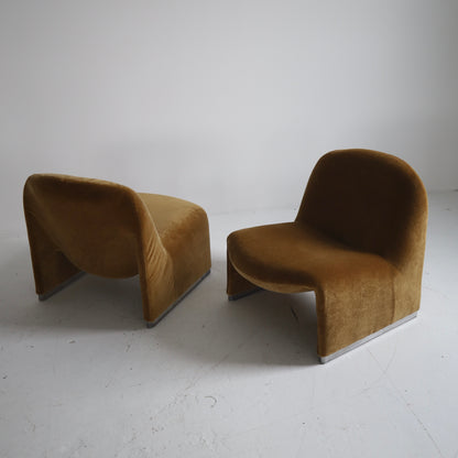 Giancarlo Piretti “Alky” Chairs, a pair