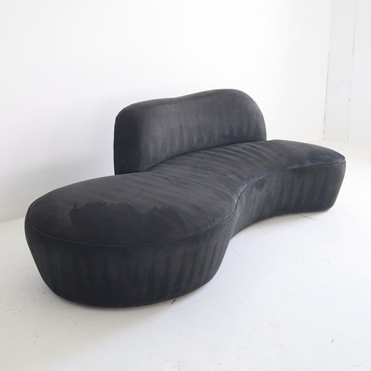 Vladimir Kagan “Zoe” Sofa