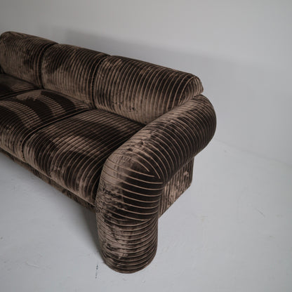 Vladimir Kagan Sofa for Preview