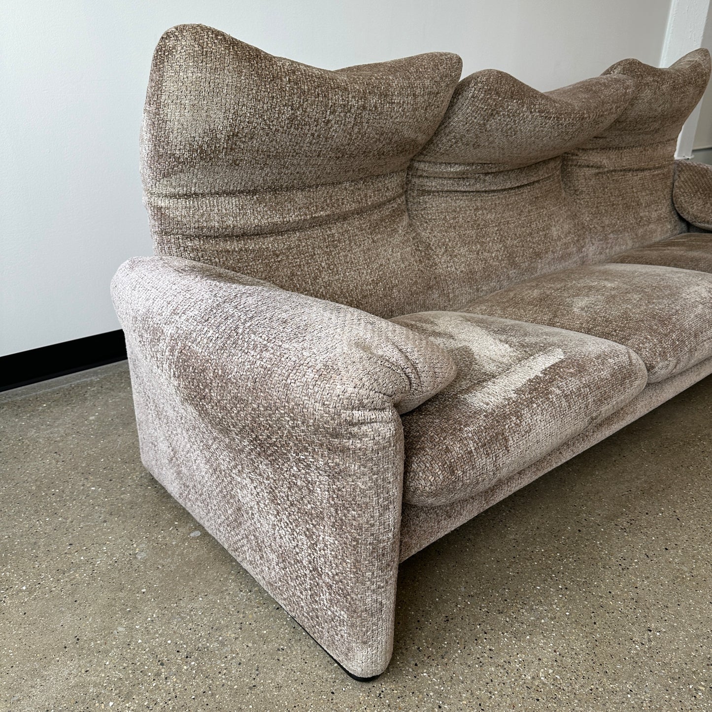 Vico Magistretti “Maralunga” Sofa
