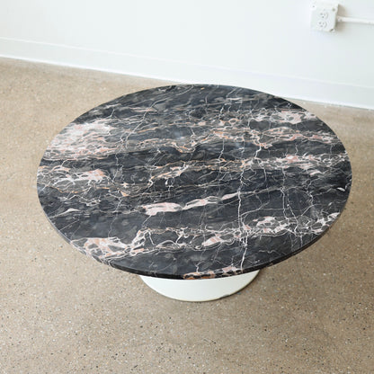 Eero Saarinen Coffee Table