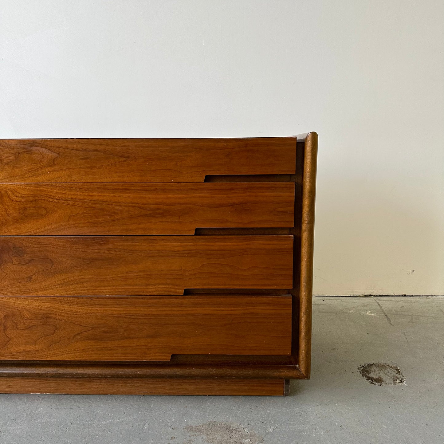 Edmond Spence Lowboy