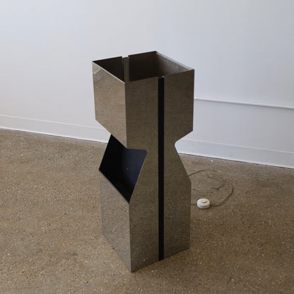 Neal Small Lamp / Magazine Rack