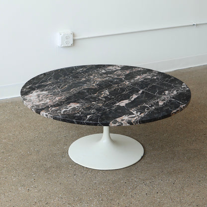Eero Saarinen Coffee Table