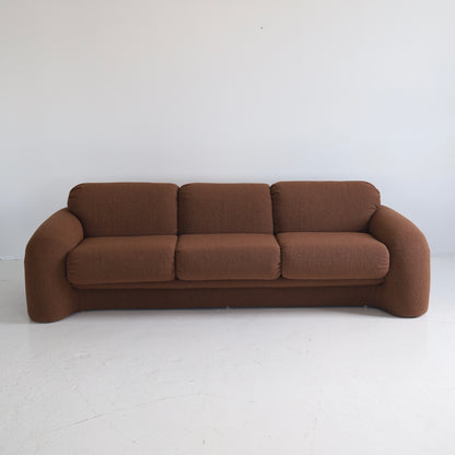 Vladimir Kagan Sofa for Preview
