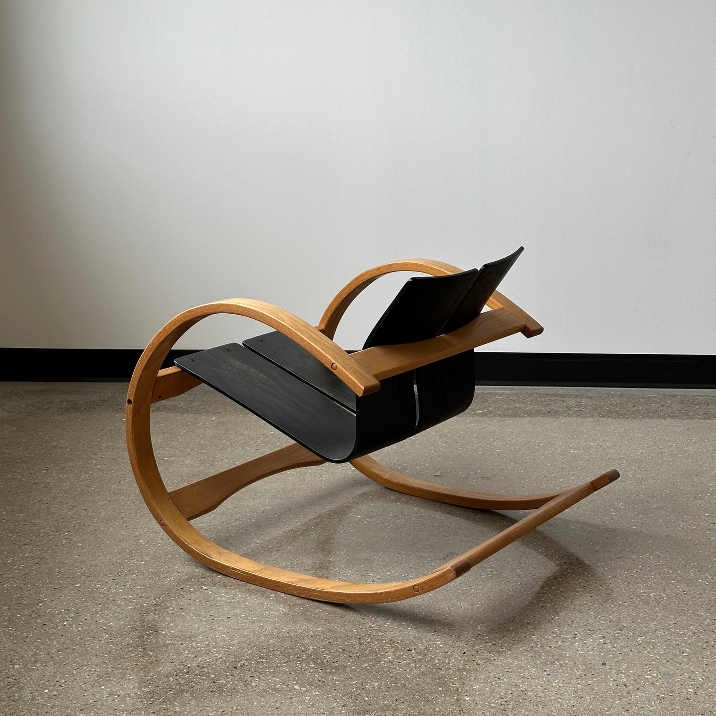 Alvar Aalto Style Rocking Chair