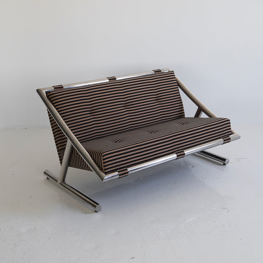 Plato Ginello Loveseat