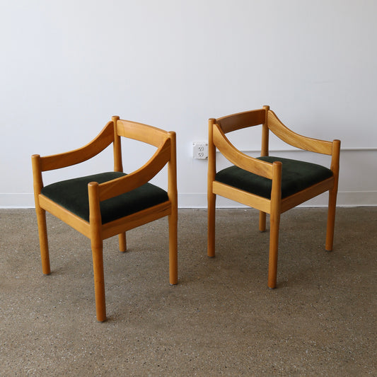 Vico Magistretti “Carimate” Dining Chairs, a pair