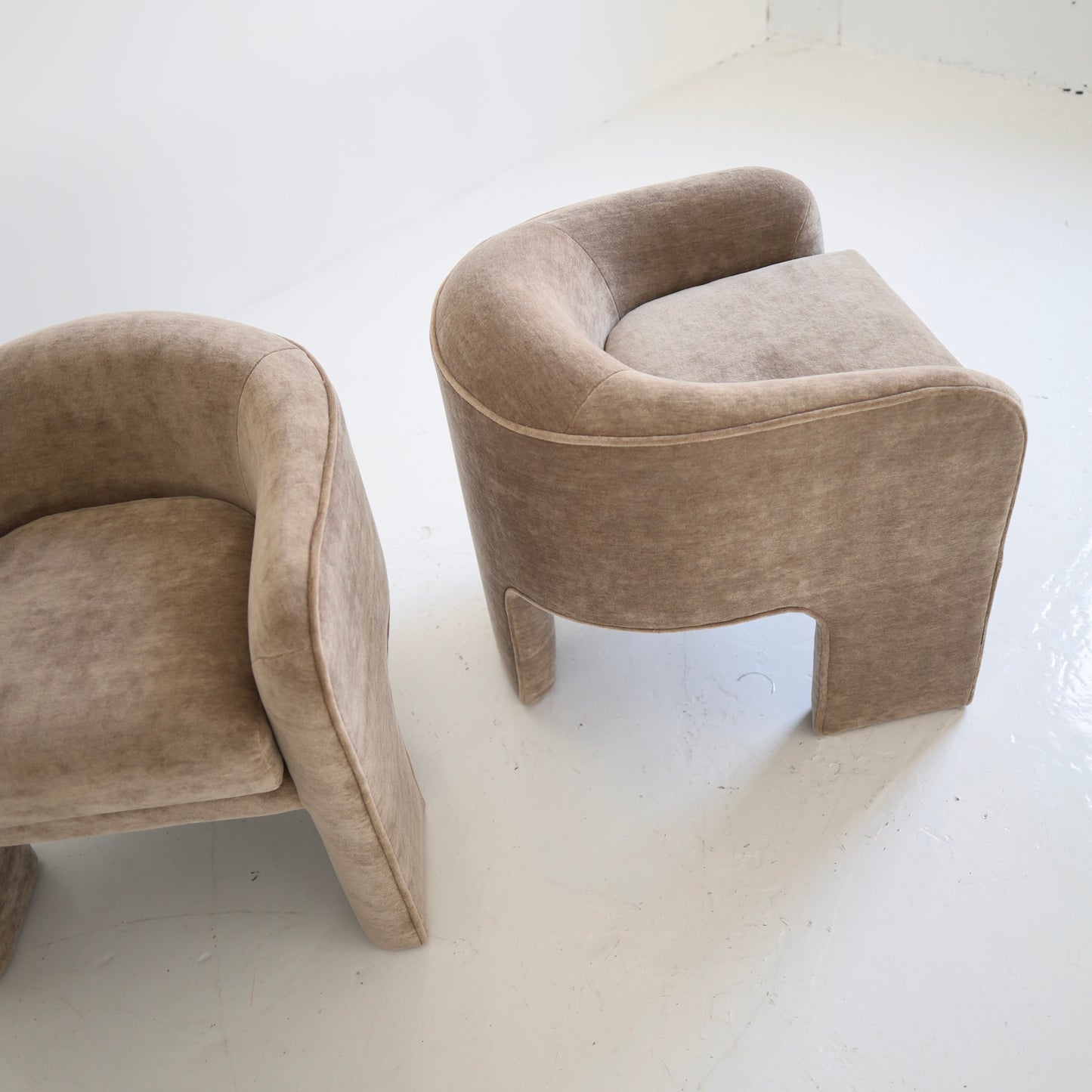 Vladimir Kagan Tri-Leg Chairs, a pair