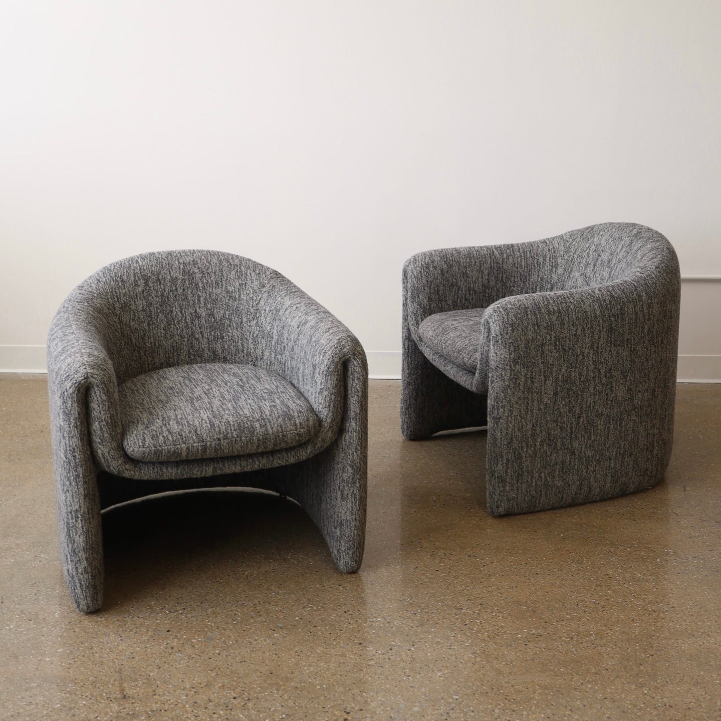 Vladimir Kagan “Freeform” Chairs, a pair