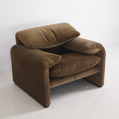 Vico Magistretti “Maralunga” Chair